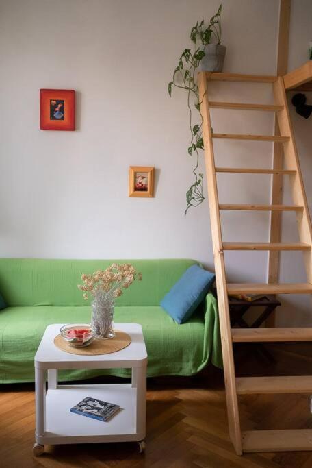 Lovely Loft Studio W Patio & Garden Apartment Опатия Екстериор снимка